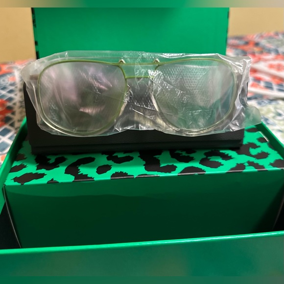 Helen Keller Full Rim Black Pilot Shaped Sunglasses for Men Clear/Green New - Picture 4 of 15